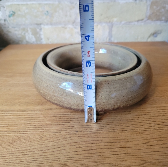 Vintage 1986 Beaver Creek Pottery Floral Arrangment Ring/Pansy Ring, Natural Tan - Picture 4 of 5